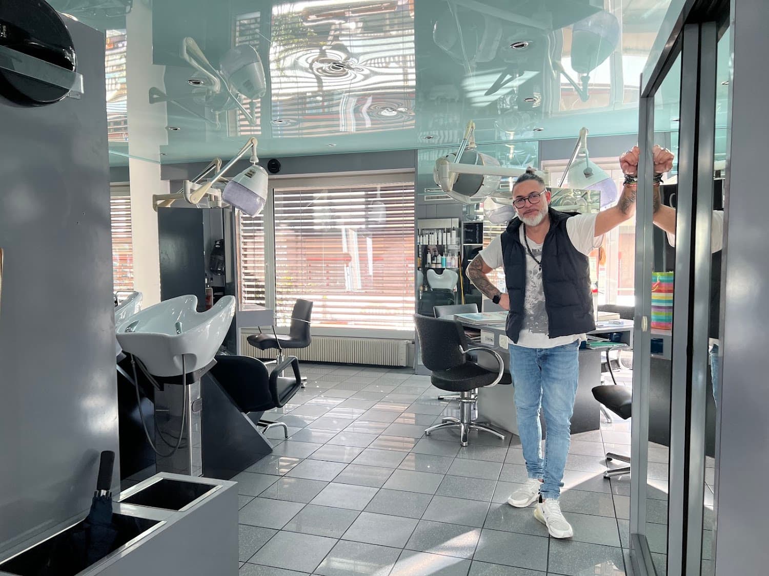 Planet Hair Coiffure