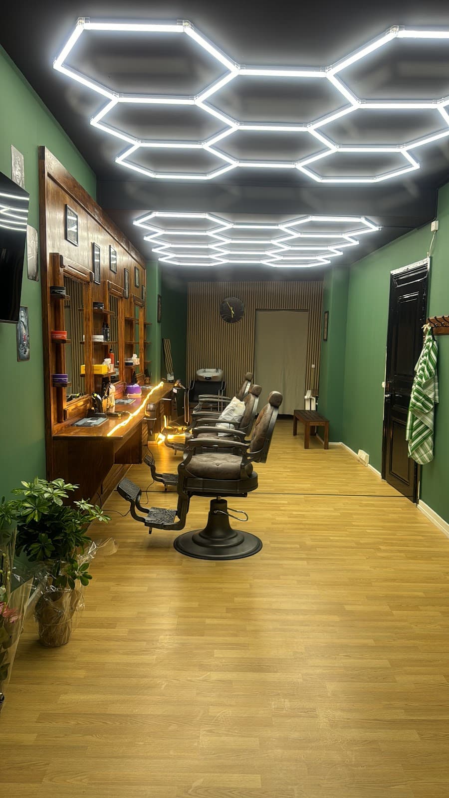 Ibo Cuts & BarberShop - Basel