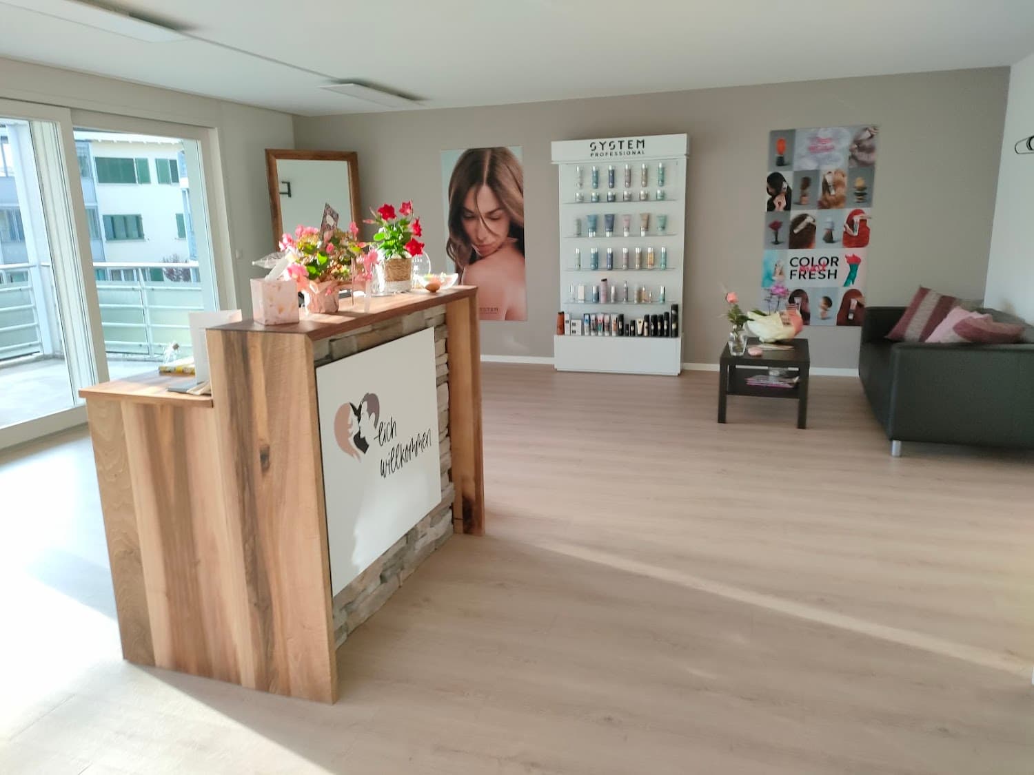 Gwaffer Sarah Arnold