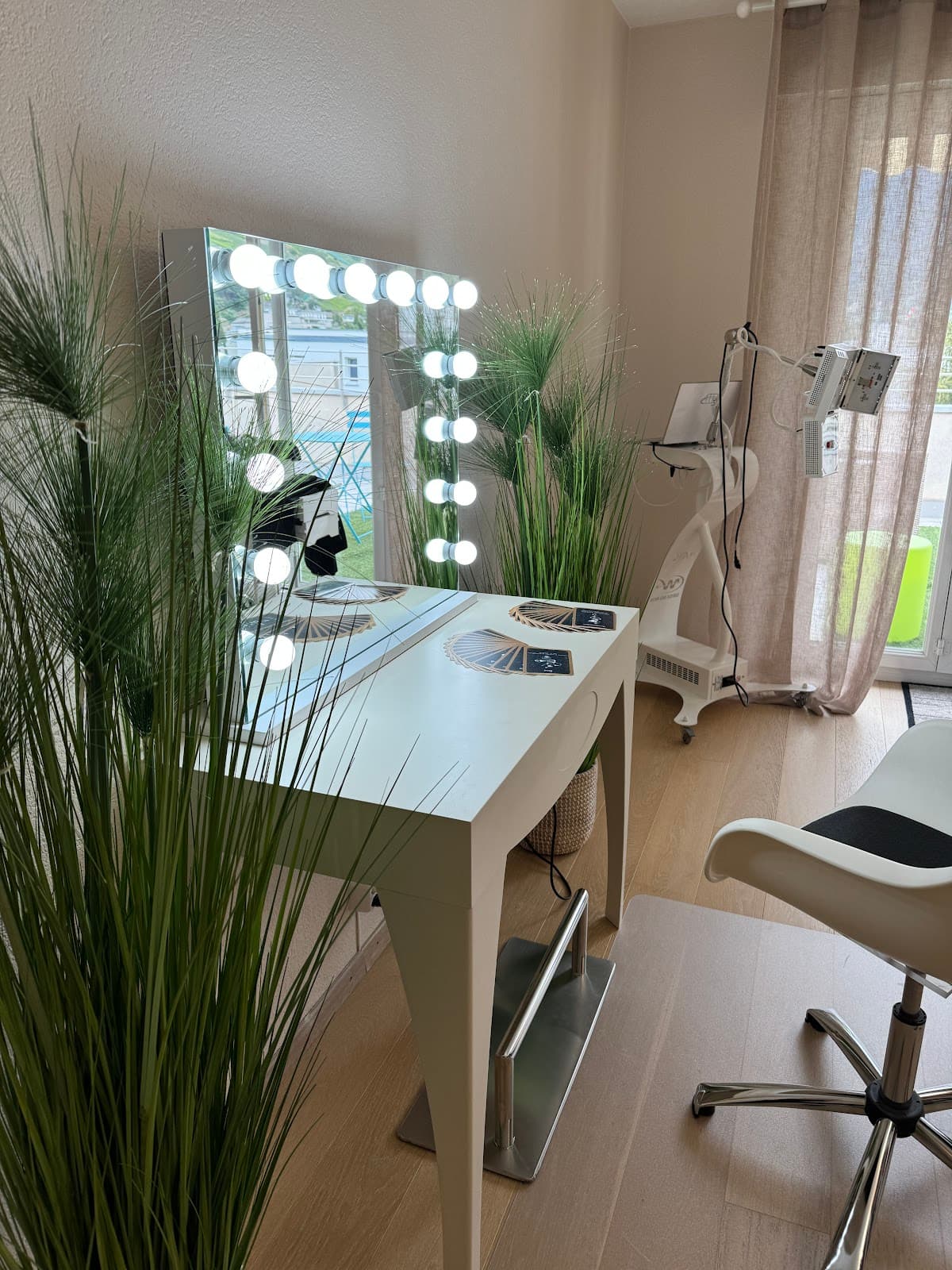 Mystidium Hair Academy