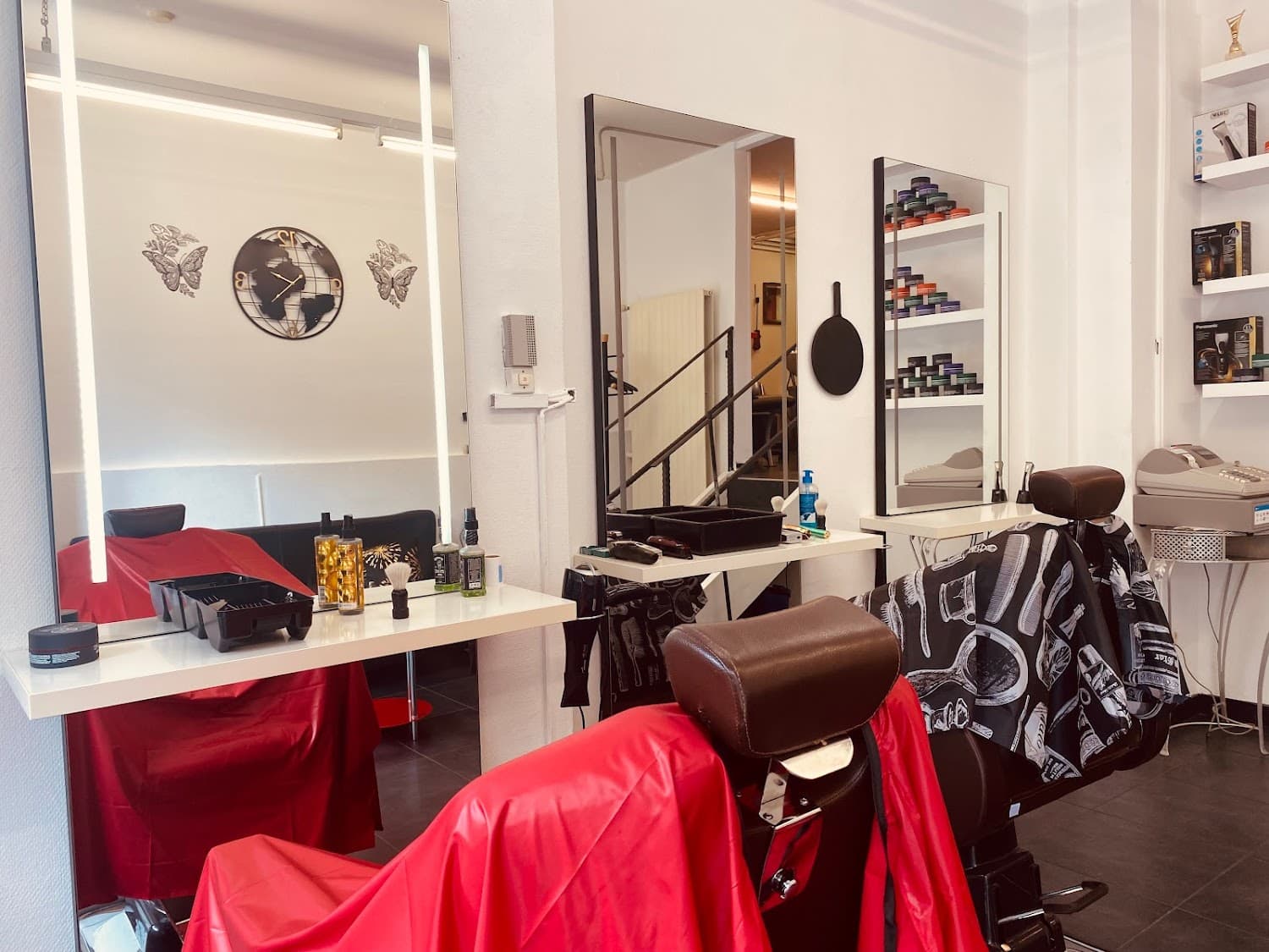 Salon de coiffure & barbier « Barbershop Montoie »