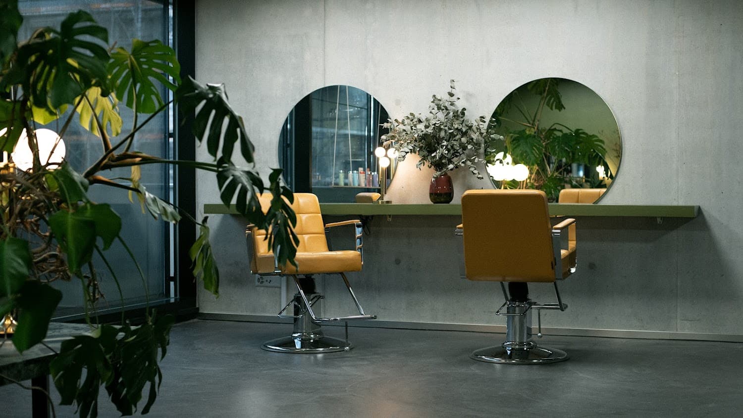 Linda Gaudio, Hair & Make Up Artist