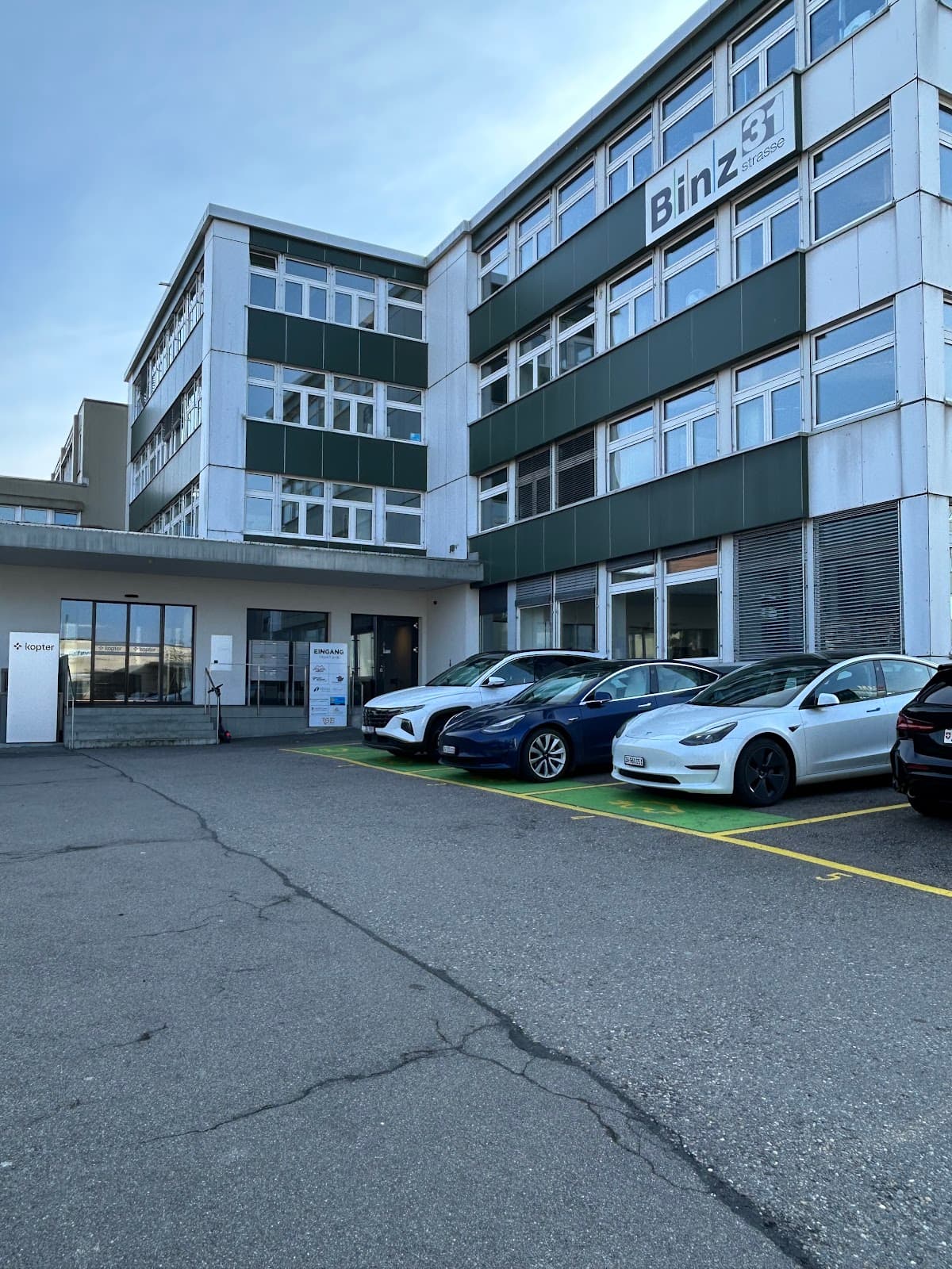 BARBURY Jetmirs Barber Club